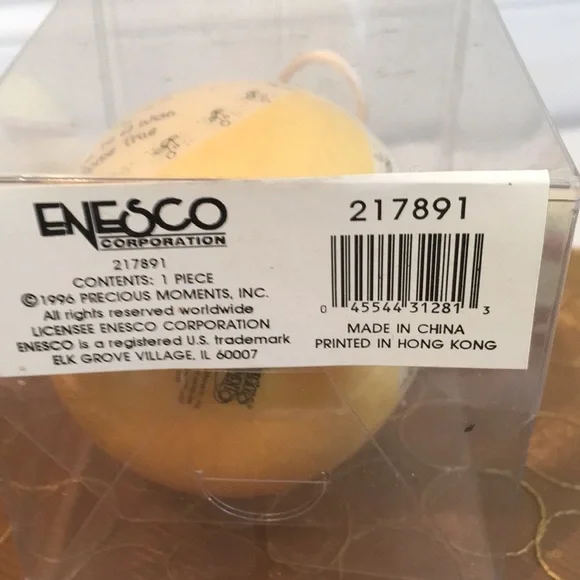 NWOT Vintage 1996 Precious Moments Collectible Egg - Picture 3 of 3